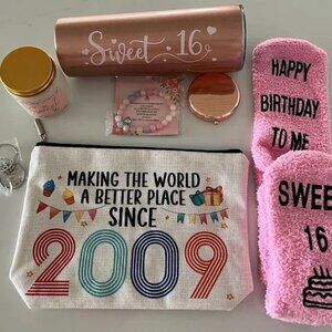 Sweet Sixteen Gift Set 7 Pieces NEW